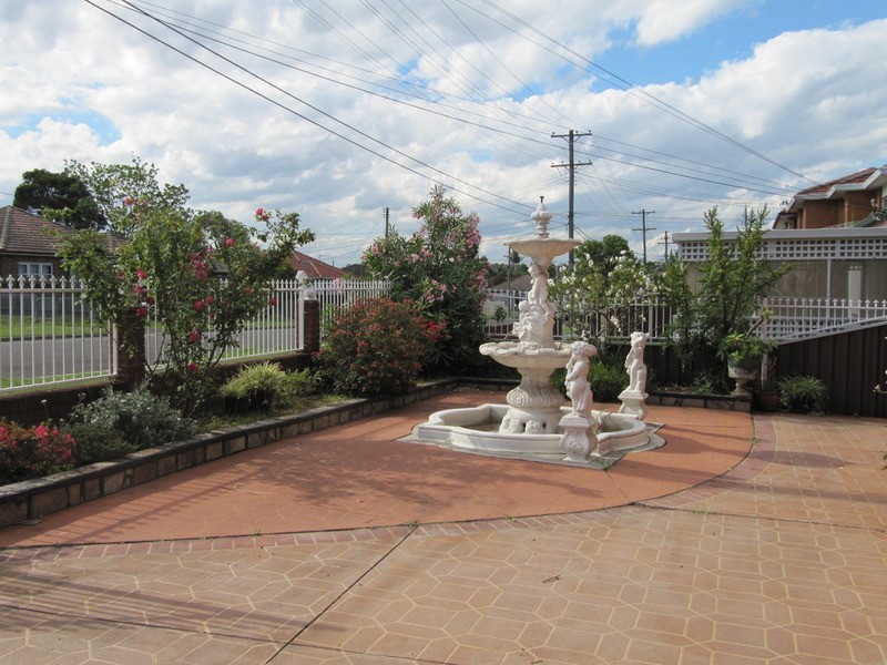 Canley Heights NSW 2166