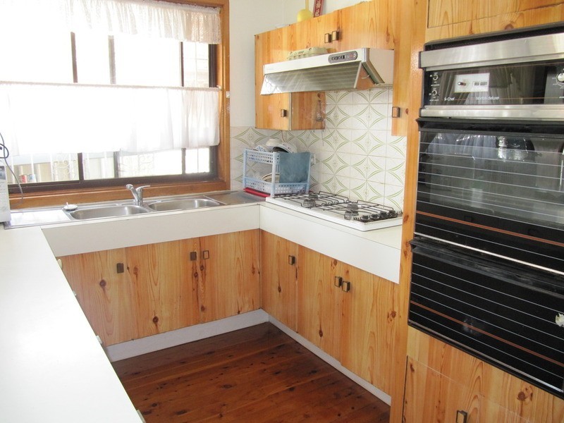 26 Sunny Place, St Johns Park NSW 2176