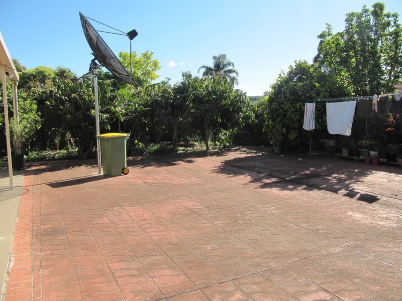 3 Howitt Place, Bonnyrigg NSW 2177