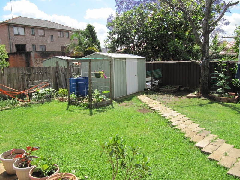 4 Mallow Place, Cabramatta West NSW 2166