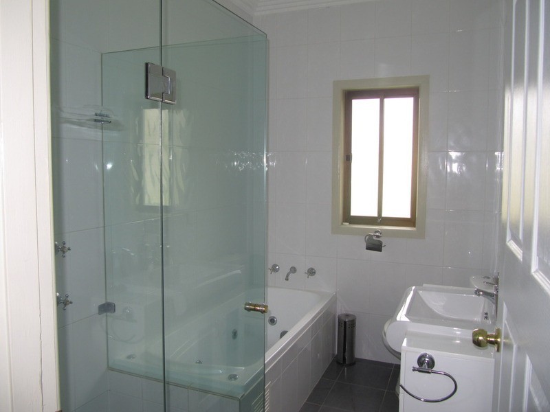 Canley Heights NSW 2166
