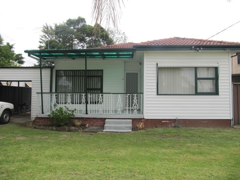 Fairfield West NSW 2165