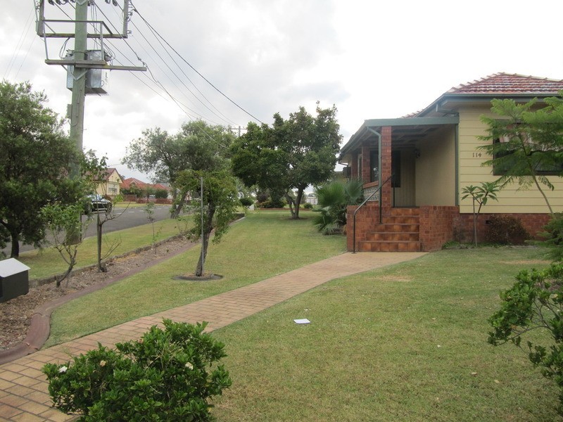 1 Mainsbridge Avenue, Liverpool NSW 2170