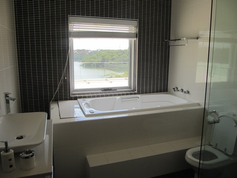 Lugarno NSW 2210
