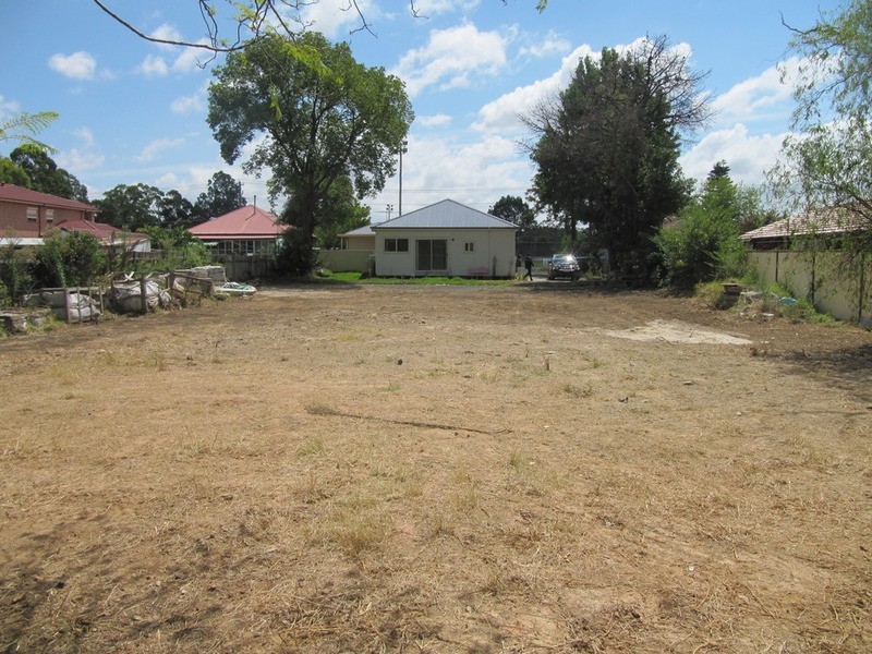 104  Lansdowne Road, Canley Vale NSW 2166