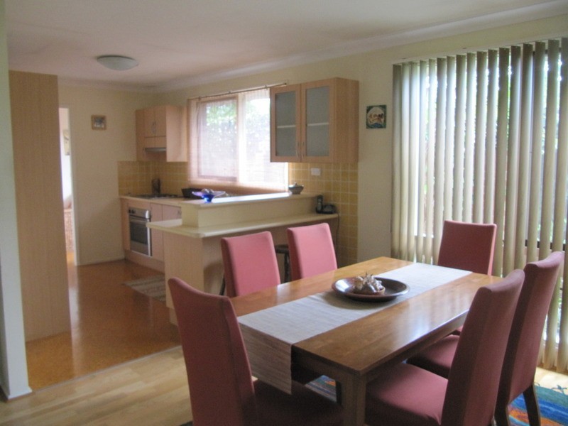 5 Upwey Place, St Johns Park NSW 2176