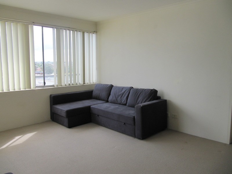 Fairfield NSW 2165