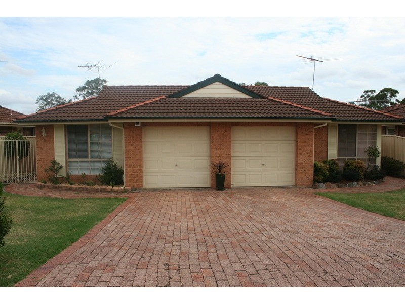 6  Greenfinch Street, Green Valley NSW 2168