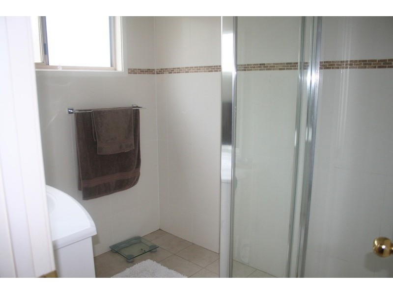 6  Greenfinch Street, Green Valley NSW 2168