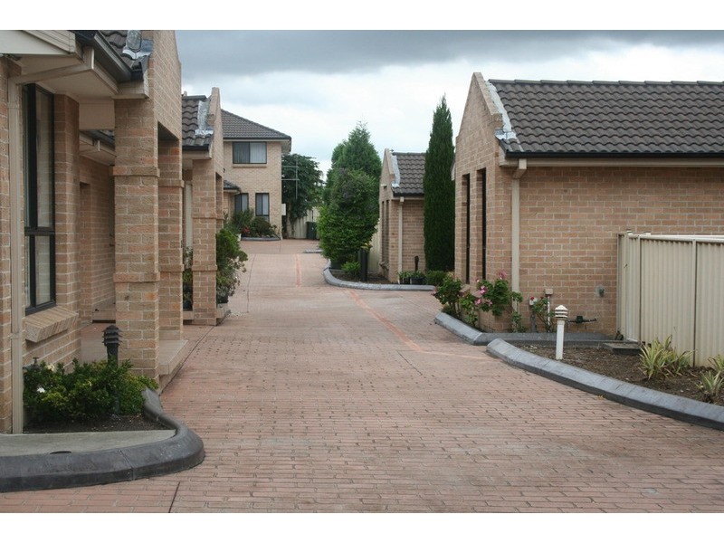 9/83-85 Cambridge Street, Canley Heights NSW 2166