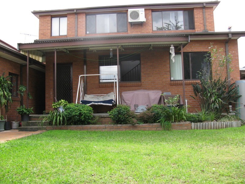 6 Thorney Road, Fairfield West NSW 2165