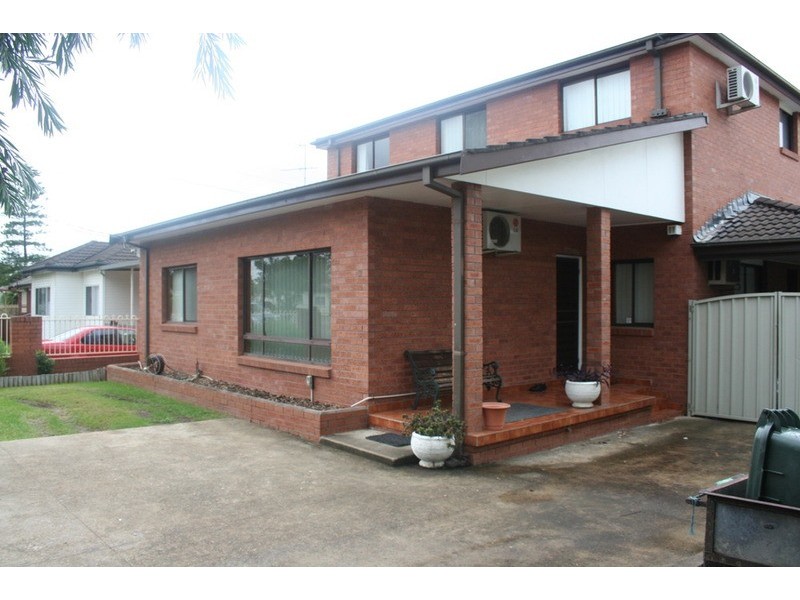 6 Thorney Road, Fairfield West NSW 2165