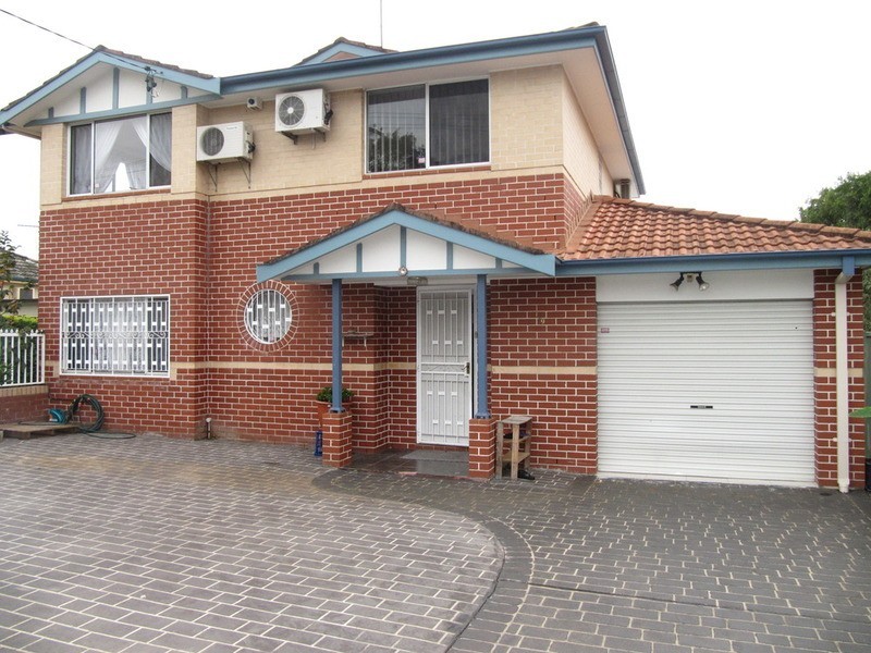 1/9 Joy Street, Mount Pritchard NSW 2170