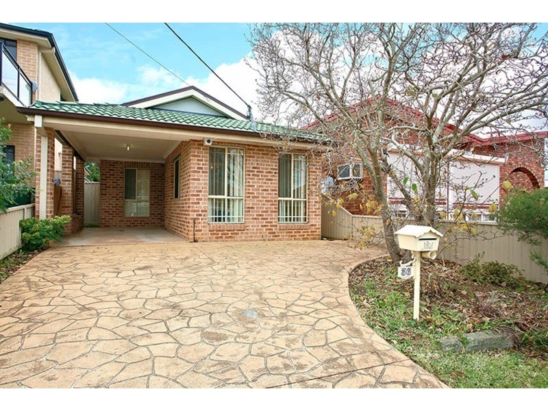 36 Dawson Street, Fairfield West NSW 2165