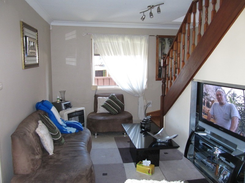 Fairfield West NSW 2165