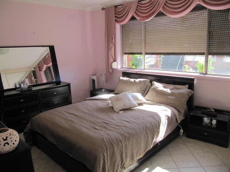 Fairfield West NSW 2165