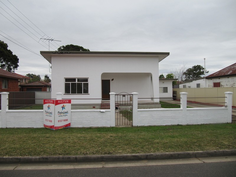 Canley Heights NSW 2166