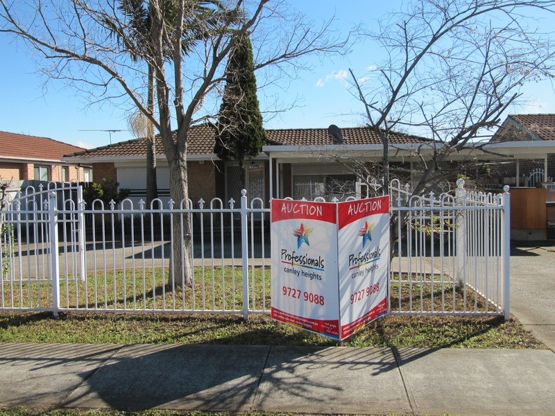 622 Smithfield Road, Greenfield Park NSW 2176