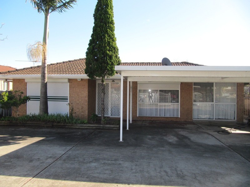 622 Smithfield Road, Greenfield Park NSW 2176