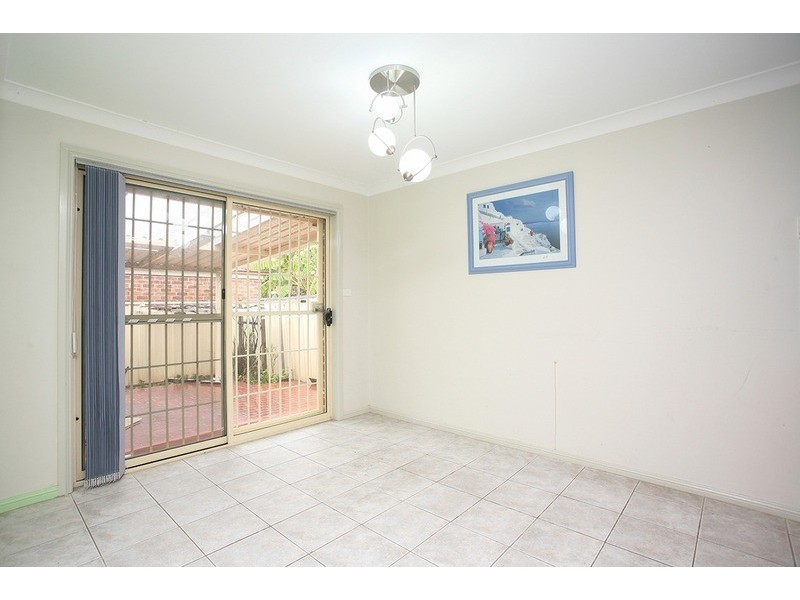 4/4 Peel Street, Canley Heights NSW 2166