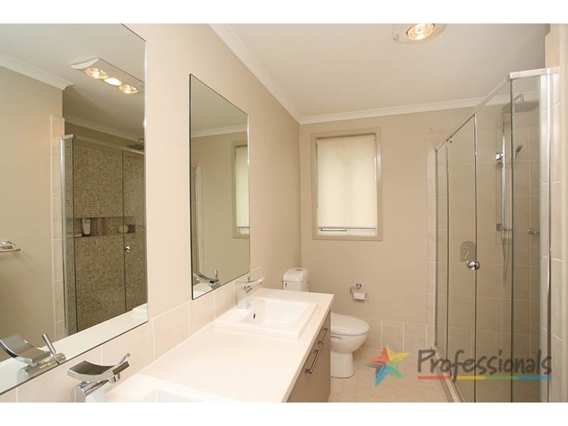 17 The Park (Georges Fair Estate) Way, Moorebank NSW 2170