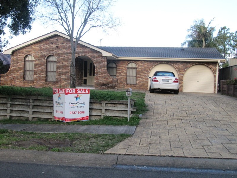Edensor Park NSW 2176