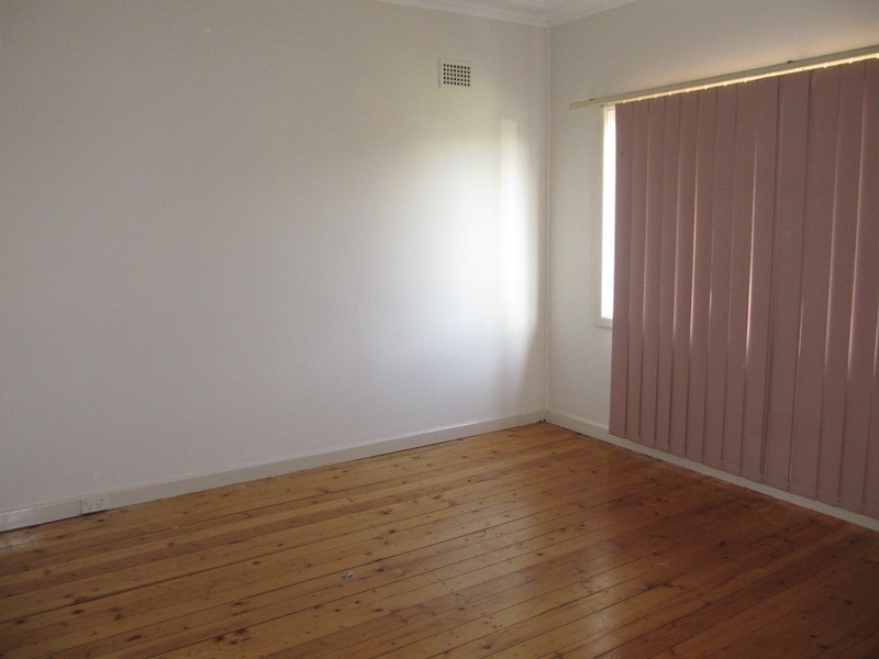 Canley Heights NSW 2166