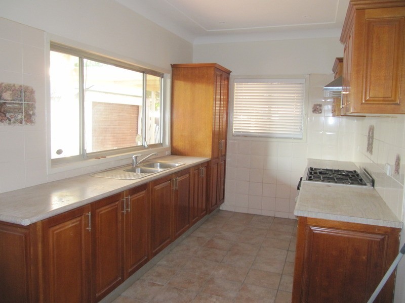 Canley Heights NSW 2166