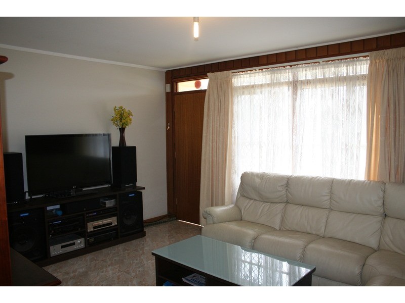 7 Unwin  Road, Cabramatta West NSW 2166