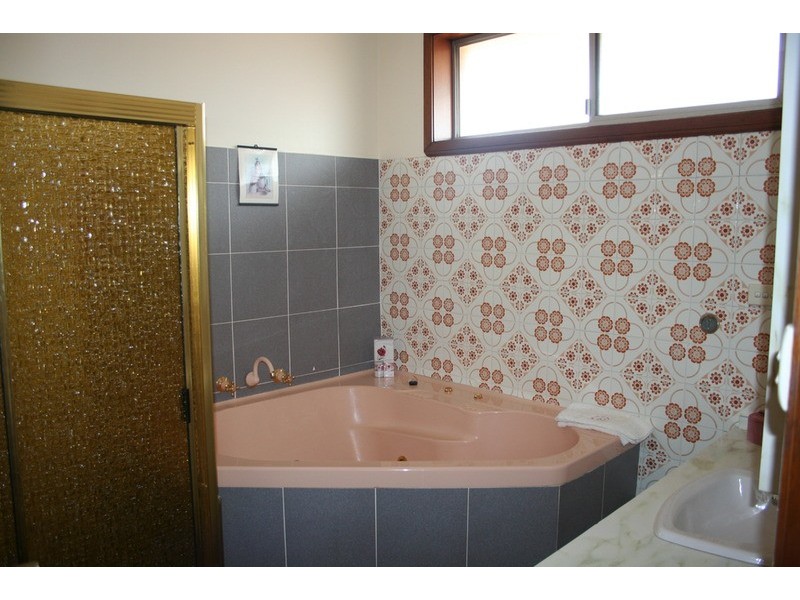 250 St Johns Road, St Johns Park NSW 2176