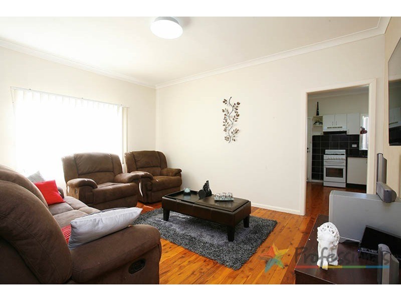 4 Kurrara  Street, Lansvale NSW 2166