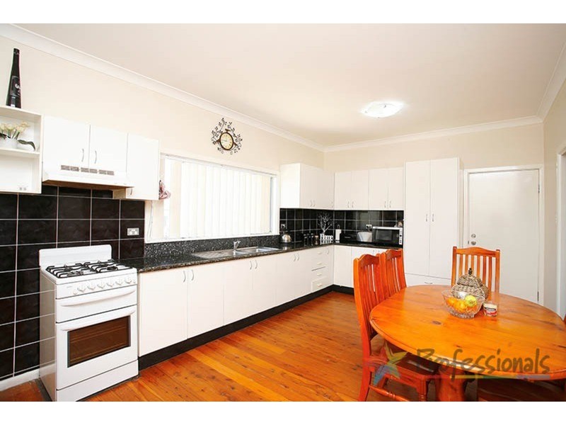 4 Kurrara  Street, Lansvale NSW 2166