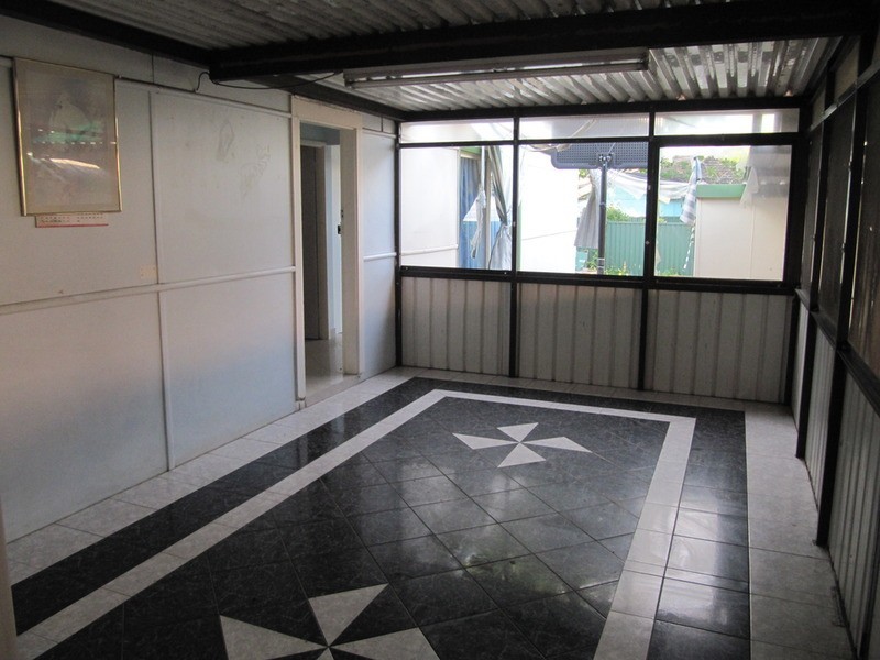 Fairfield West NSW 2165