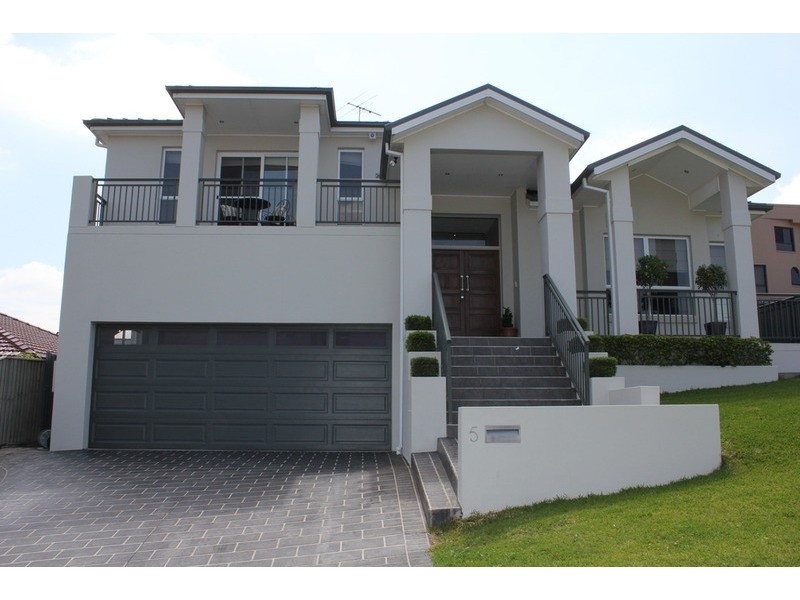 5 Flame Tree Street, Casula NSW 2170