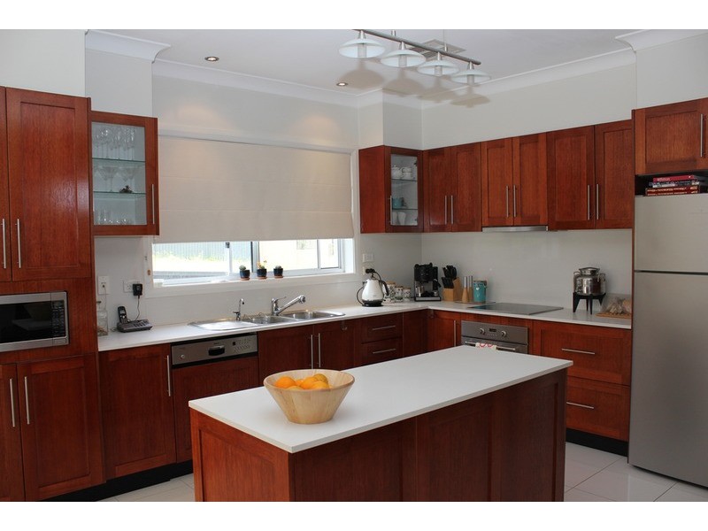 5 Flame Tree Street, Casula NSW 2170