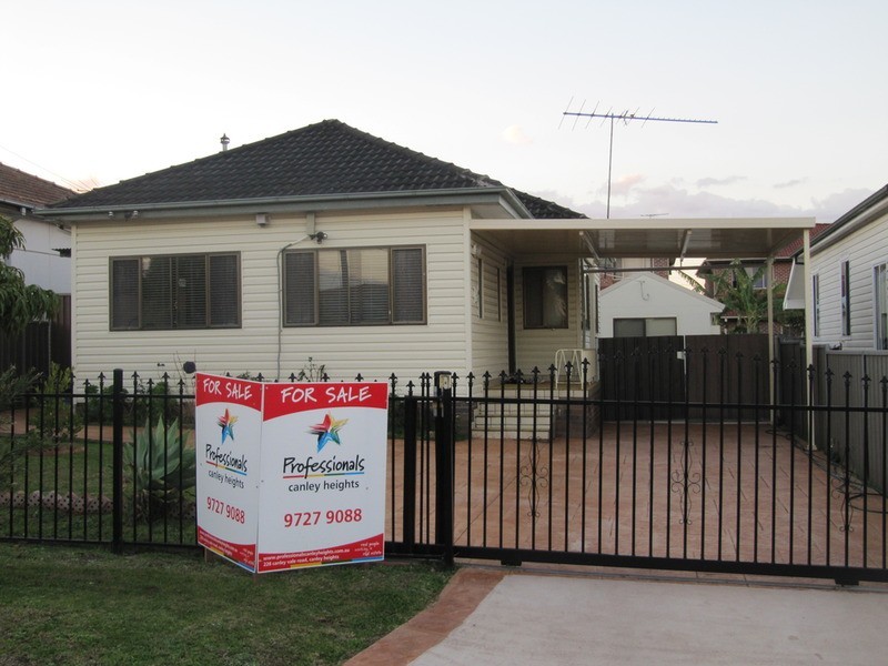 Canley Heights NSW 2166