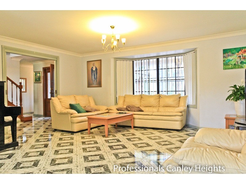 57 Innisfail  Road, Wakeley NSW 2176