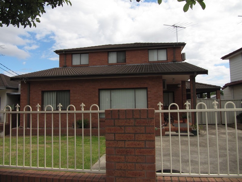 Fairfield West NSW 2165