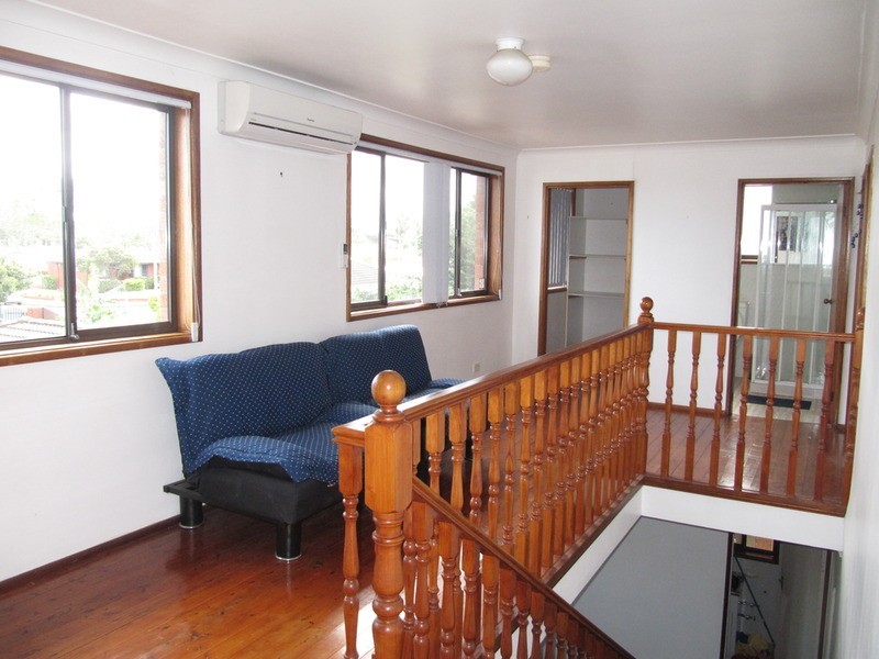 Fairfield West NSW 2165