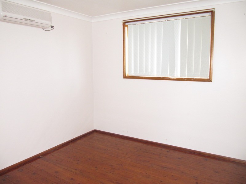 Fairfield West NSW 2165