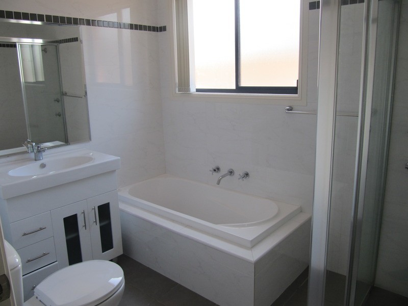 Canley Heights NSW 2166