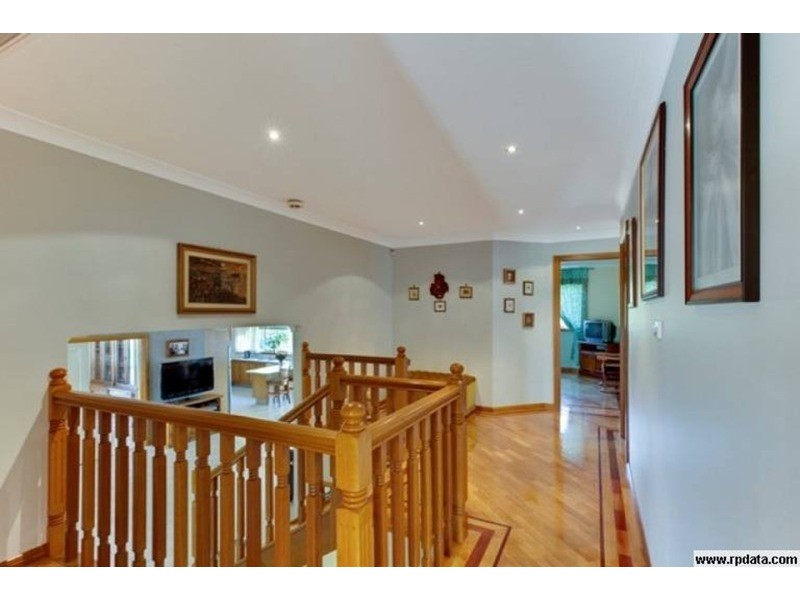 Edensor Park NSW 2176