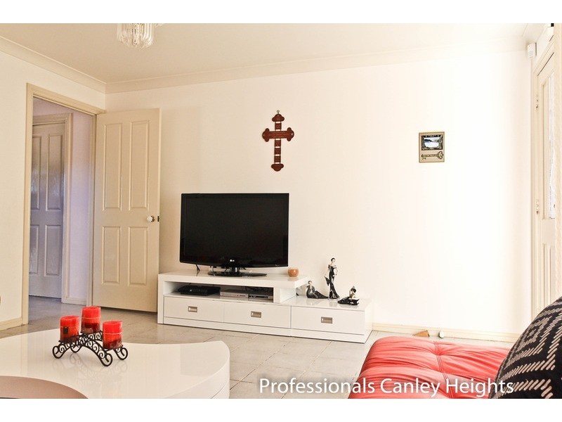 8/10 Devonport Street, Wakeley NSW 2176