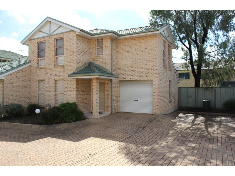 2/87-89 Cambridge  Street, Canley Heights NSW 2166