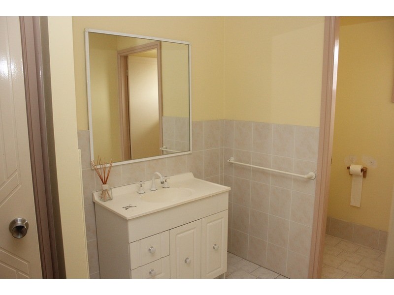 2/87-89 Cambridge  Street, Canley Heights NSW 2166