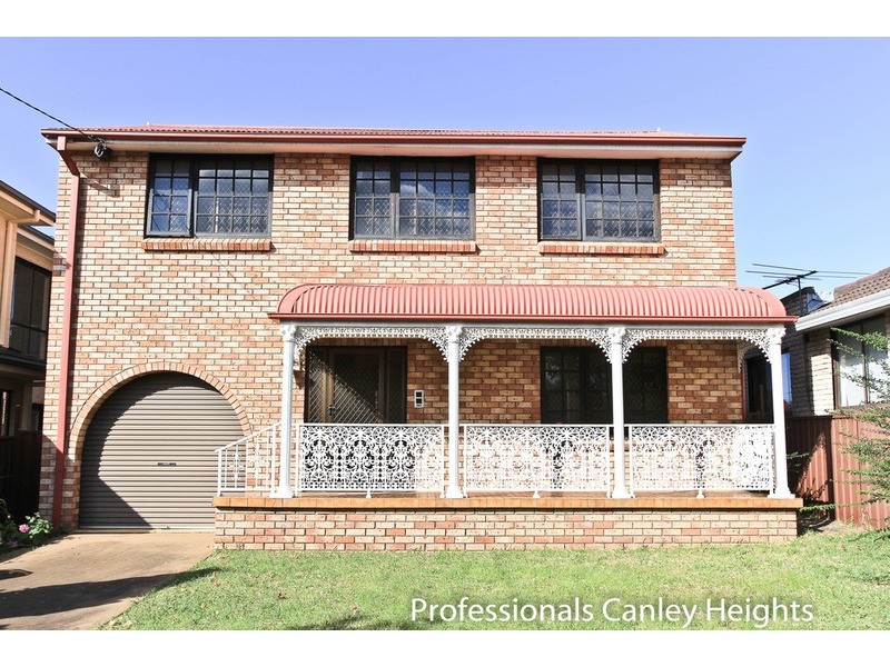 Fairfield East NSW 2165