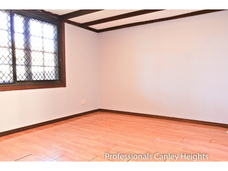 Fairfield East NSW 2165