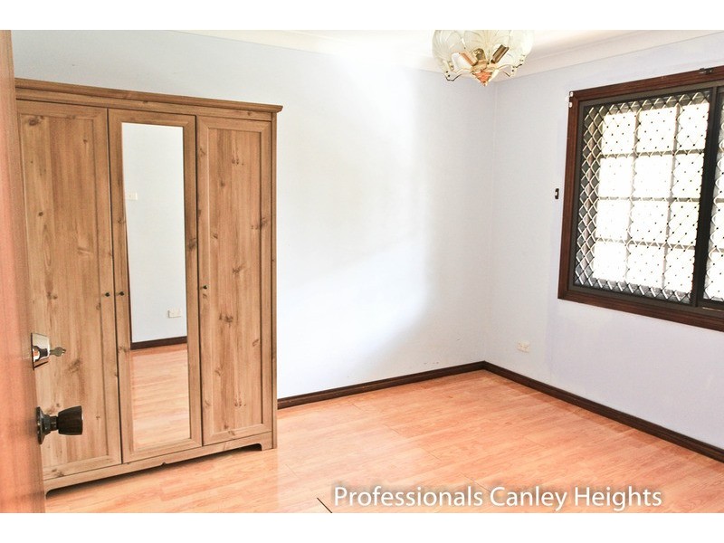 Fairfield East NSW 2165