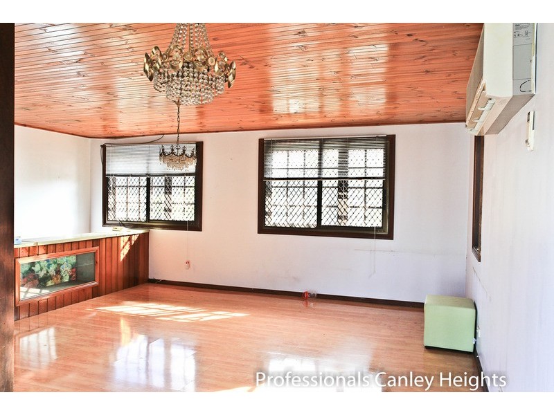 Fairfield East NSW 2165