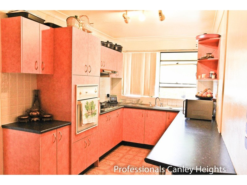 9/84 The Esplanade, Guildford NSW 2161